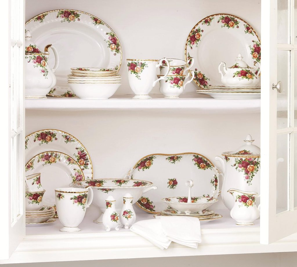 Royal Albert Old Country Roses 9-Piece Tea Set Review - Best-selling Dinnerware Pattern 3